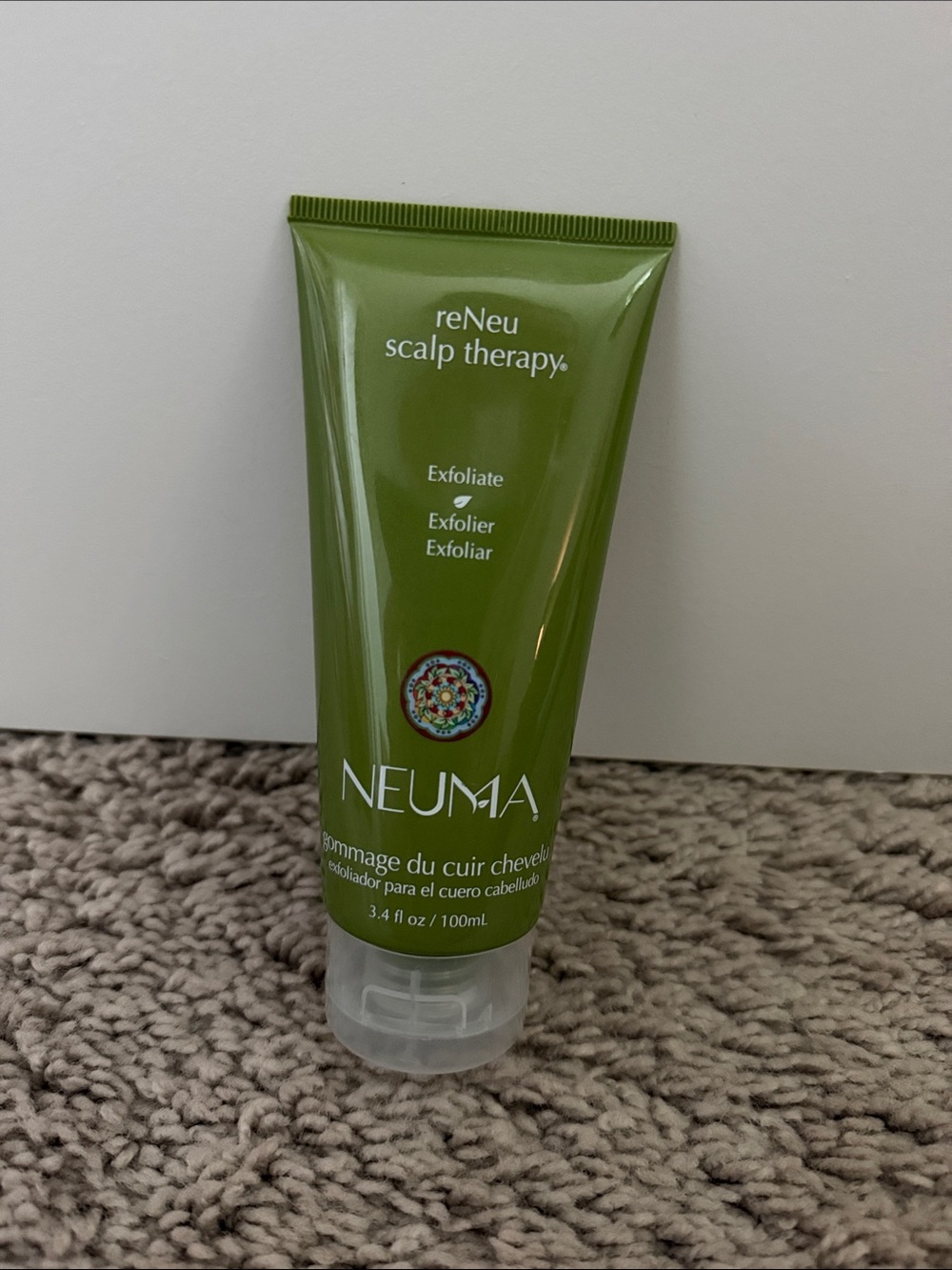 reNeu Neuma Scalp Therapy Exfoliate -